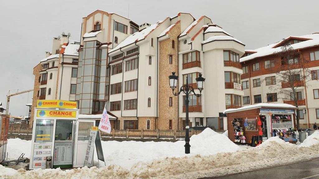 Пирин Плейс Банско Aparthotel Екстериор снимка