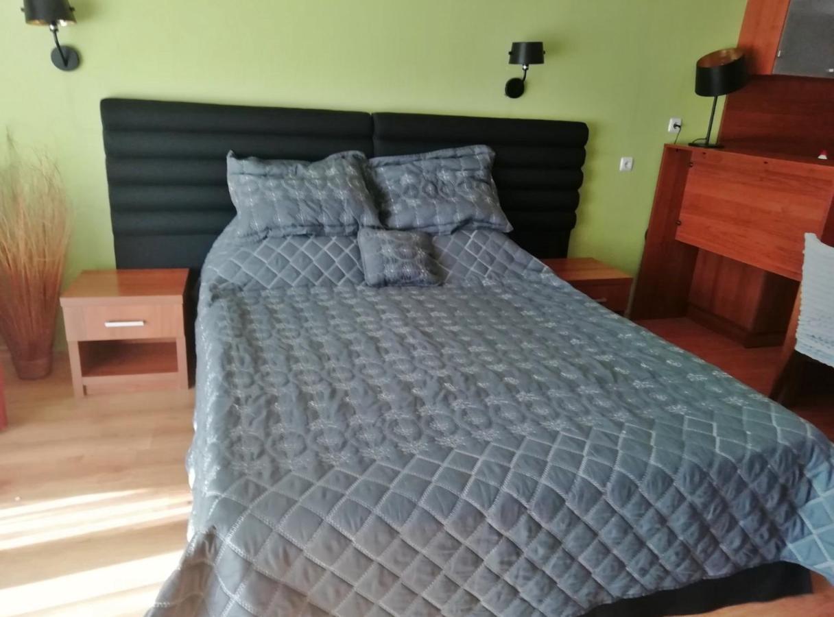 Пирин Плейс Банско Aparthotel Екстериор снимка