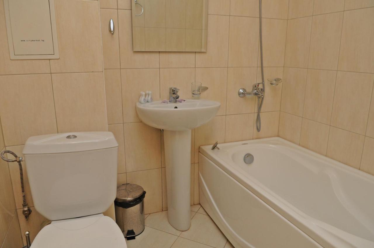 Пирин Плейс Банско Aparthotel Екстериор снимка