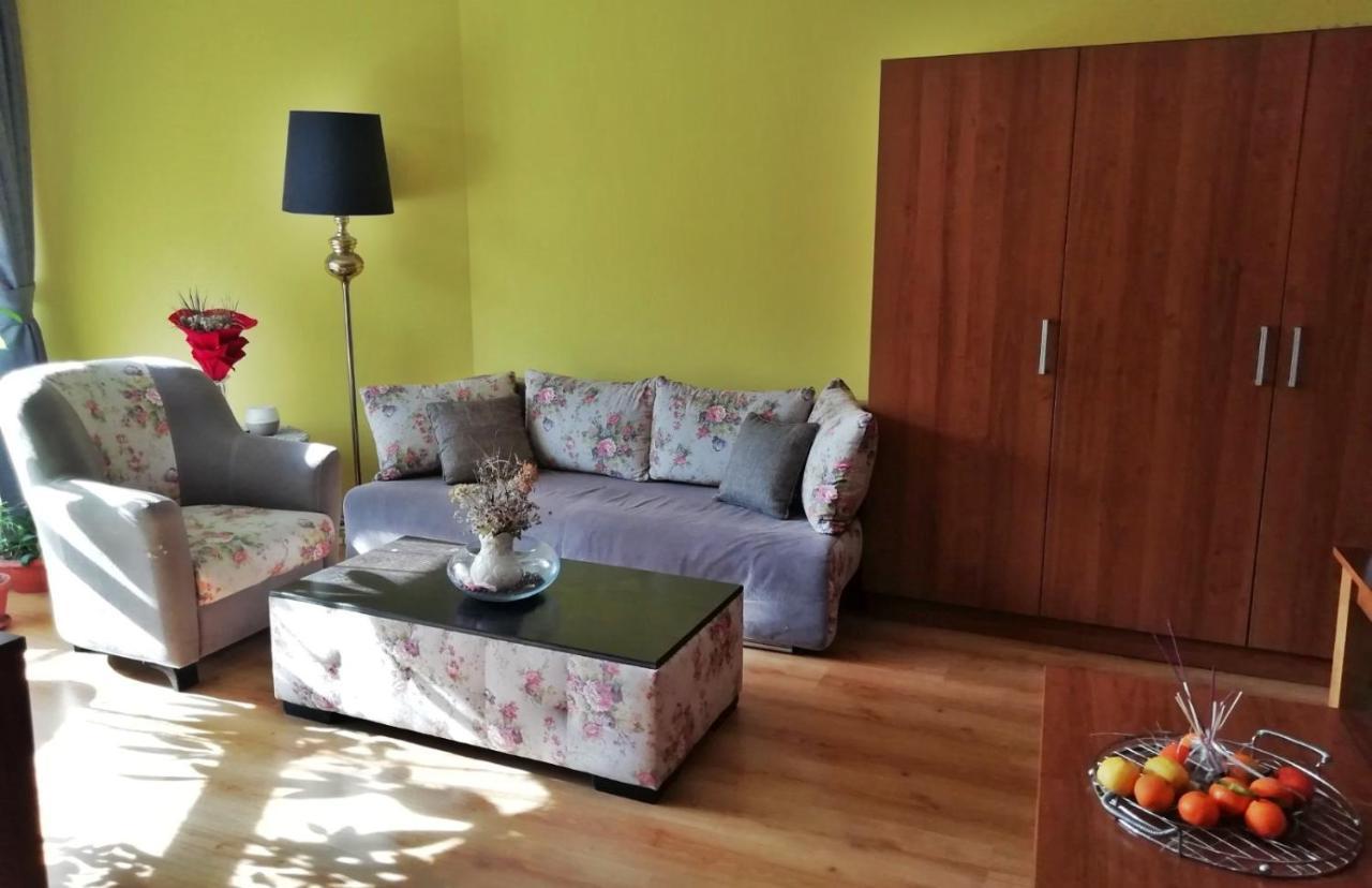 Пирин Плейс Банско Aparthotel Екстериор снимка