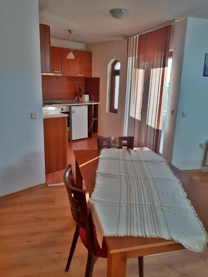 Пирин Плейс Банско Aparthotel Екстериор снимка